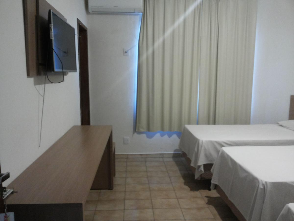 Hotel Real Trevo Montes Claros Kültér fotó